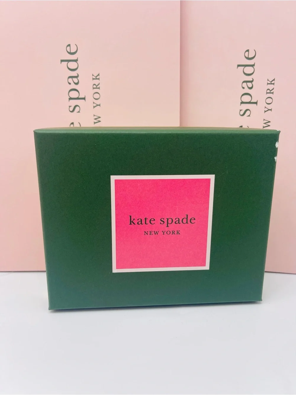 kate spade Green Box with Pink Logo Panel New